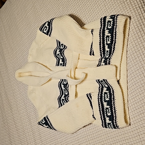na Sweaters - Vintage Hand Knit Sweater with Belt